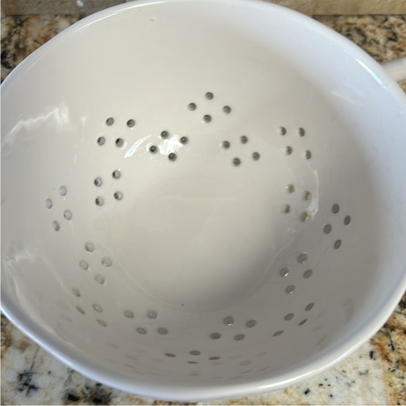 Rae Dunn “Organic” White Ceramic Colander with Handles - Picture 2 of 3